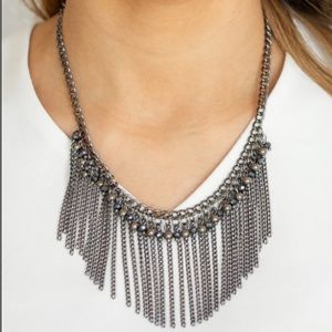 ❤️ 4 for $20 ❤️ Divinely Diva Blue Necklace Paparazzi